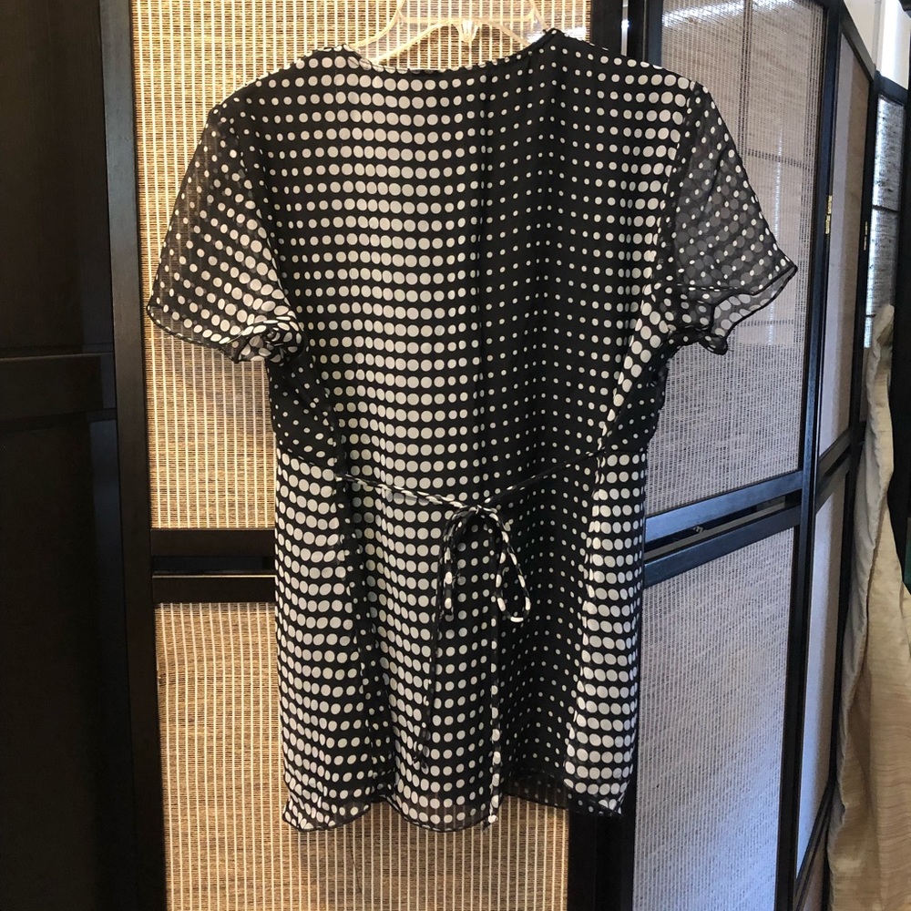 👶🏼 MATERNITY BLOUSE 🍼✨ - Picture 2 of 3